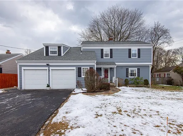 55 Cul De Sac Way, Riverside, RI 02915