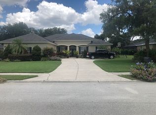 150 Shannon Oaks Dr, Lakeland, FL 33813