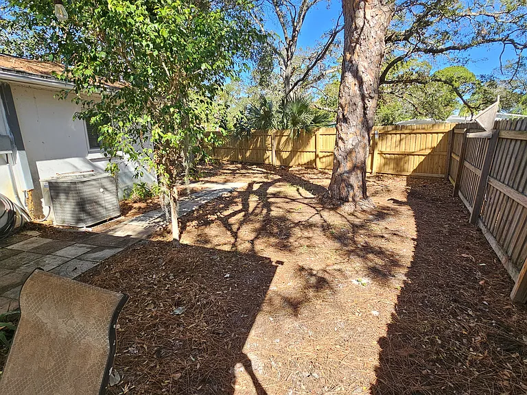 4900 Caesar Way S — Photo 22