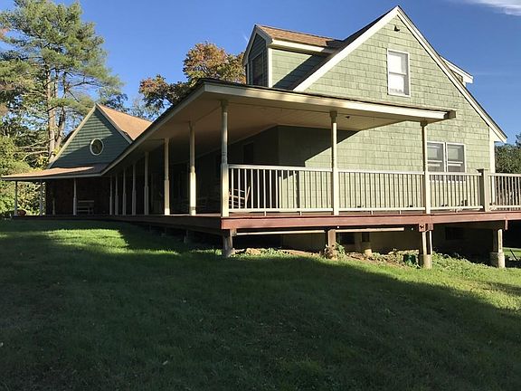 2nd image of 69 Ash St