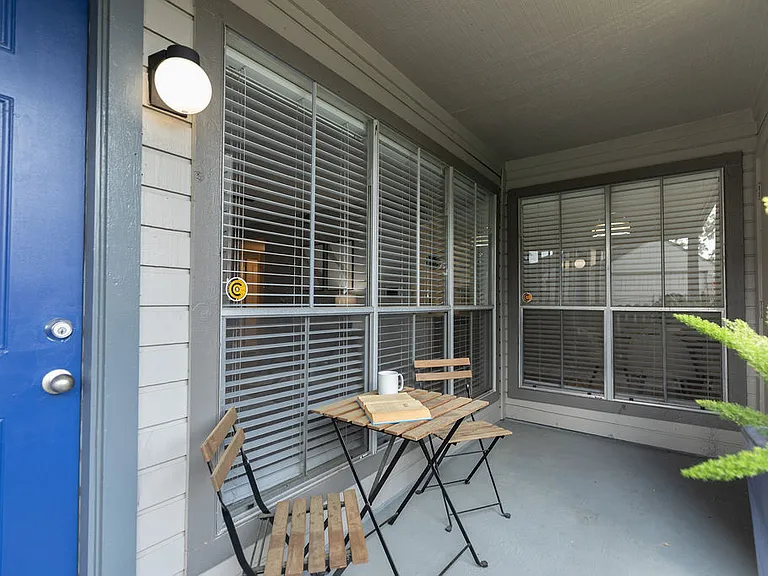 Regency Park — Photo 14
