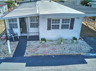 8065 Von Maxcy Rd, Sebring, FL 33870