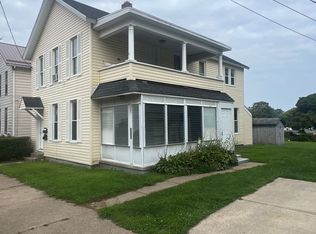 418 E 5th St #1, Erie, PA 16507