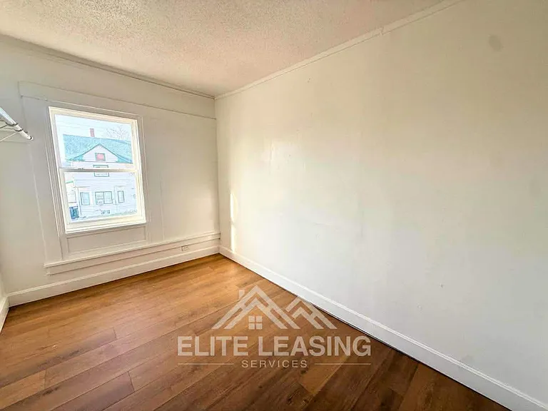 1438 Southwest Ave — Photo 11