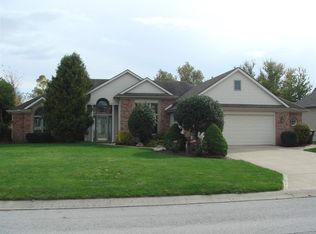 2217 Deer Lodge Pl, Fort Wayne, IN 46818