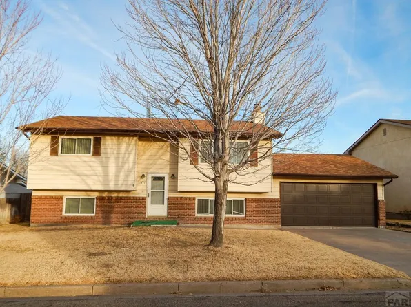 1711 S 7th St, Lamar, CO 81052