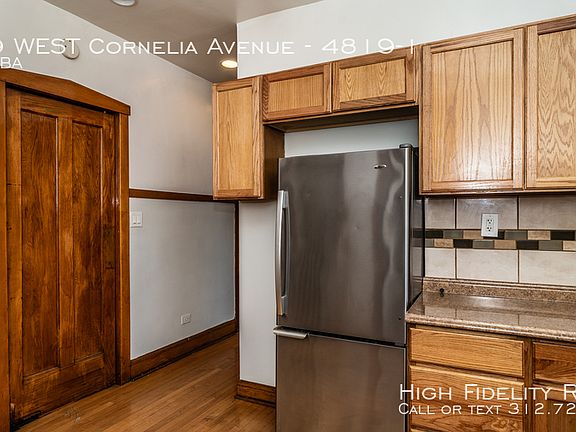 4th image of 4819 W Cornelia Ave #1