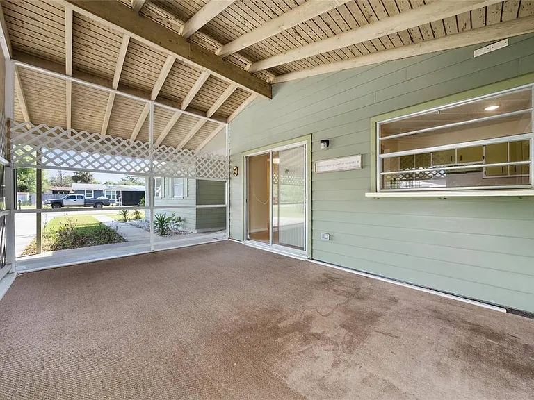 14644 SW 35th Terrace Rd — Photo 17