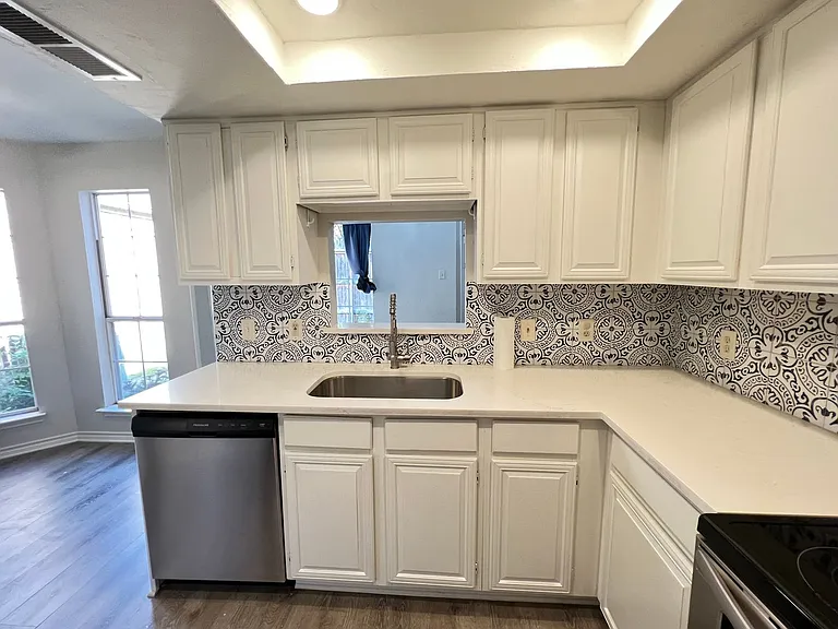 10913 Gable Dr — Photo 35