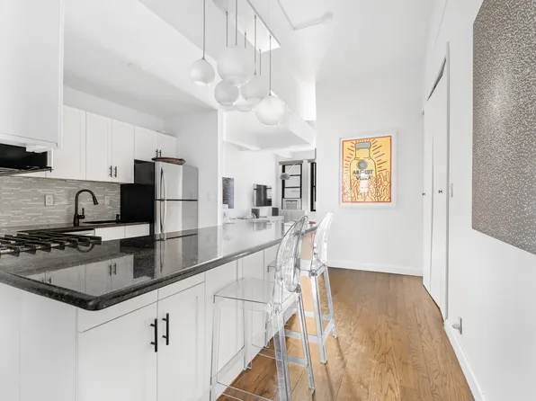 315 Seventh Avenue image 4 of 6