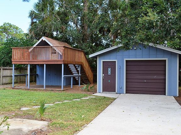 3rd image of 205 Sandy Ln