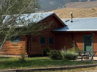 191 Whit Creek Rd, Cody, WY 82414