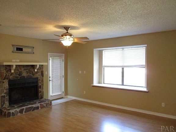 5th image of 4708 Pebble Creek Pl