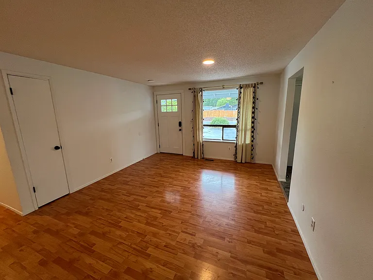 7062 Steelhead Ln — Photo 3