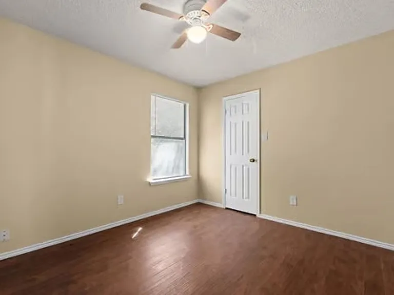 906 Tanner Rd — Photo 21
