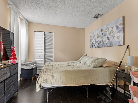 5th image of 5359 Buckhead Circle #2031