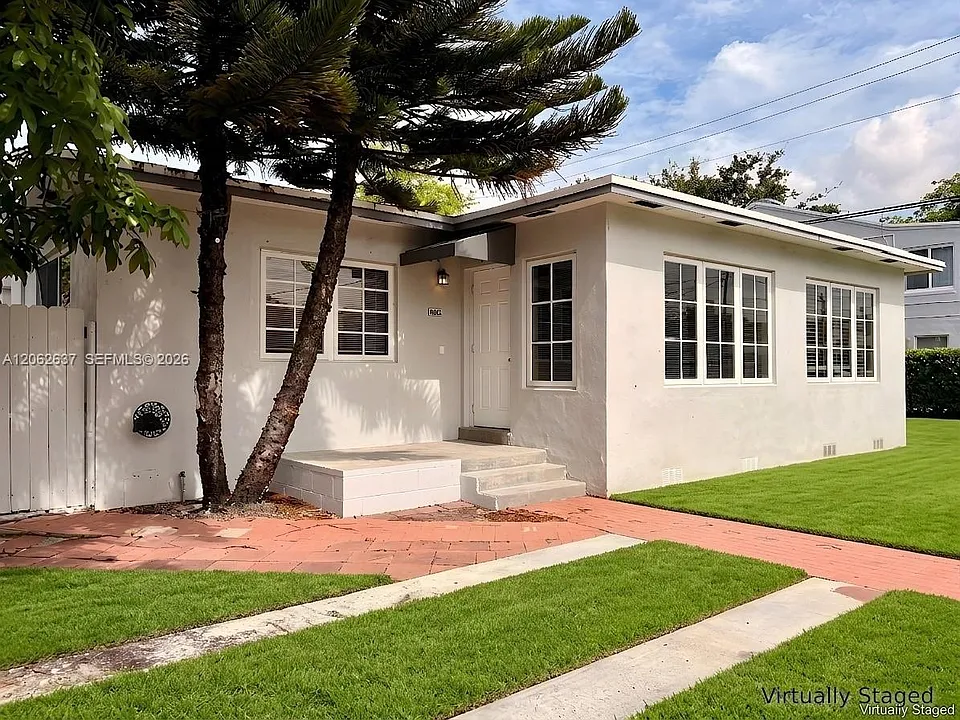 132 SW 20th Ave #132