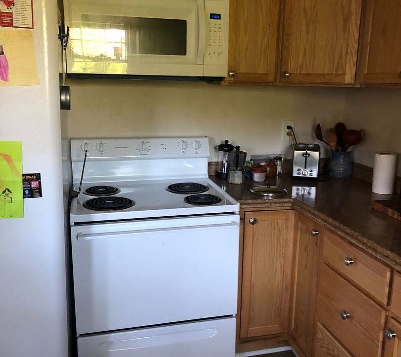 2nd image of 50 Prince Pl