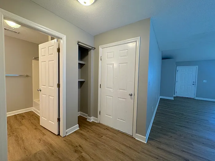 697 Kenny Ln — Photo 19