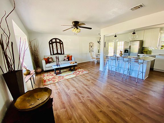 Great open floor plan