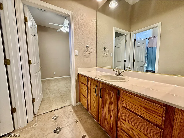4738 Antelope Wells Dr — Photo 24