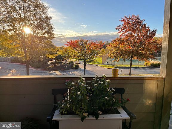 5th image of 2110 Chesapeake Harbour Dr APT 101
