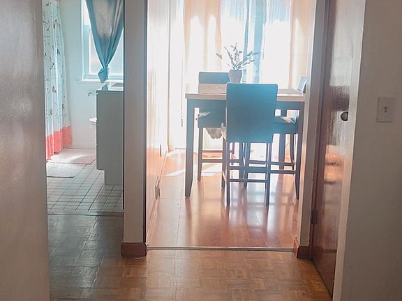 3rd image of 36 Florack St