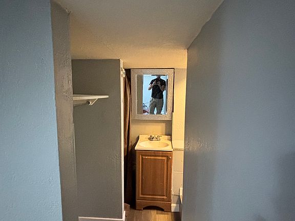 2nd image of 402 E 2nd St #412C