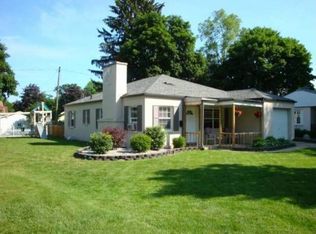 757 The Parkway St, Jackson, MI 49203