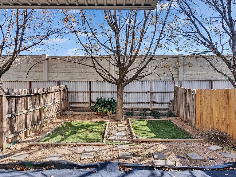 6935 Yellowstone Way Dr — Photo 11