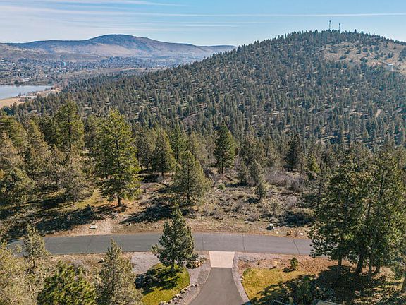 5th image of 957 Bailey Mountain Rd