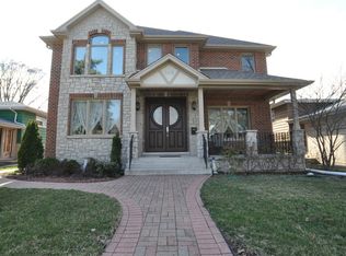 232 N Greenwood Ave, Park Ridge, IL 60068