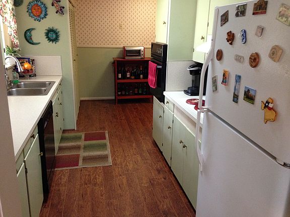 4th image of 775 Marsalis Dr