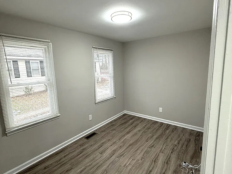 630 N Taylor St #32 — Photo 6