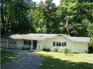 2078 Hanlon Dr, Albion, NY 14411