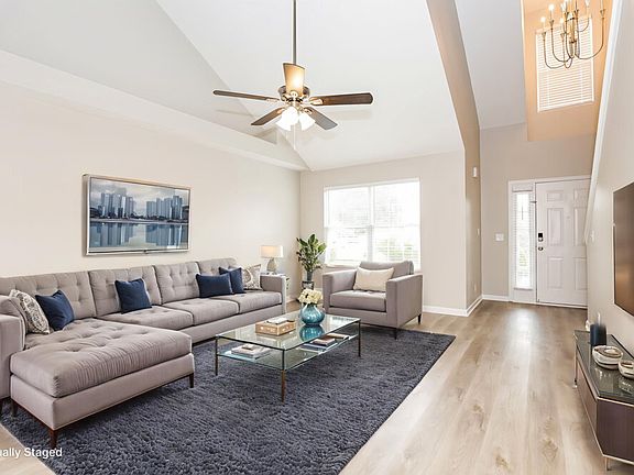 5th image of 3835 Precious Ave