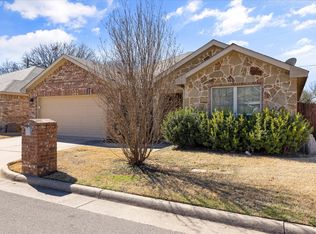1728 Sully Ct, Stephenville, TX 76401