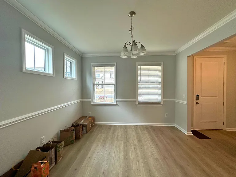 547 Backacre Ct — Photo 4