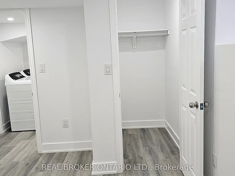 1296 Ellenton Cres #A — Photo 7