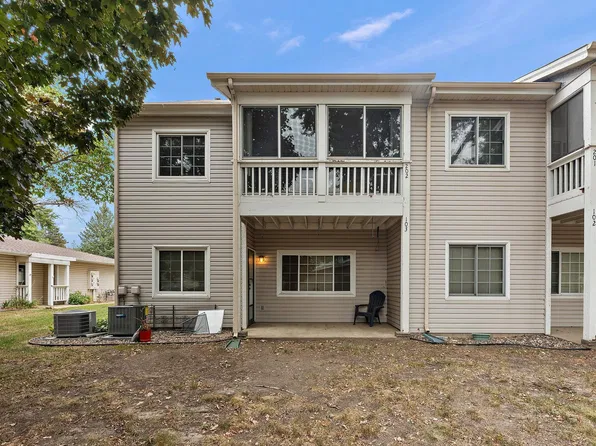 4100 3rd St NE Unit 103, Columbia Heights, MN 55421