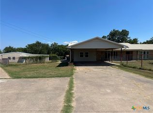 718 Old Pidcoke Rd, Gatesville, TX 76528