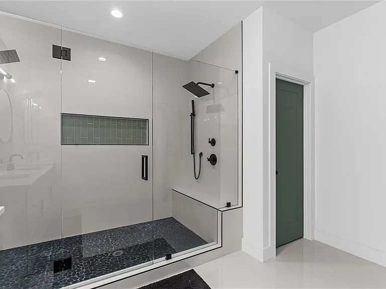 598 Formwalt St SW #A — Photo 38