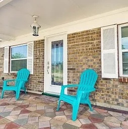 2212 Mindanao Dr — Photo 11