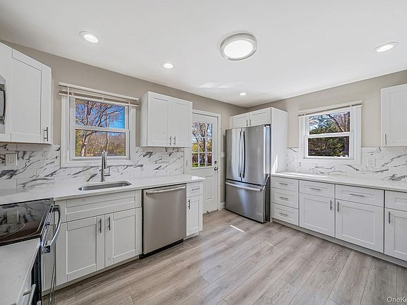 2nd image of 67 Pentmoor Drive