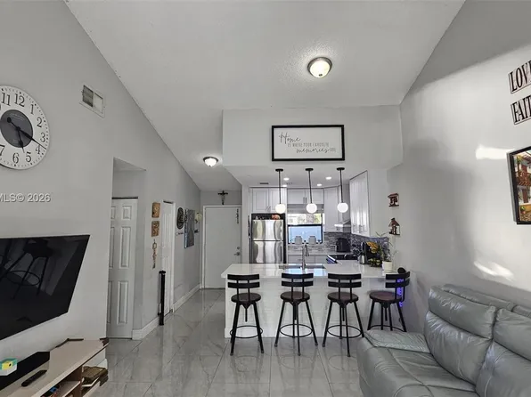 8019 NW 100th Dr, Tamarac, FL 33321