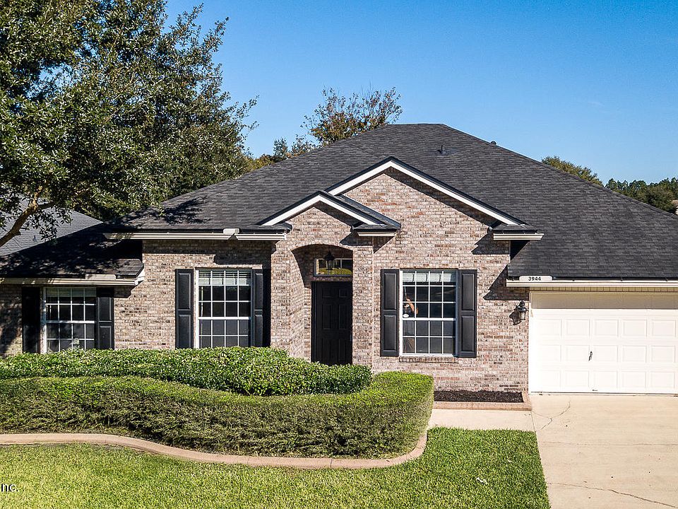 1st image of 3944 Deertree Hills Dr