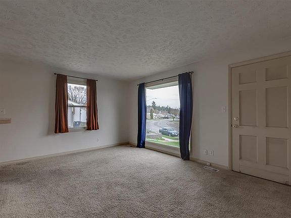 5th image of 6111 N Braeburn Dr