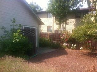 749 Park St, Ashland, OR 97520