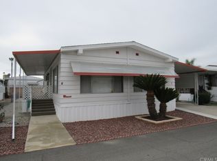 332 N Lyon Ave SPC 40, Hemet, CA 92543