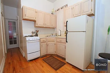 Rented by Bond New York